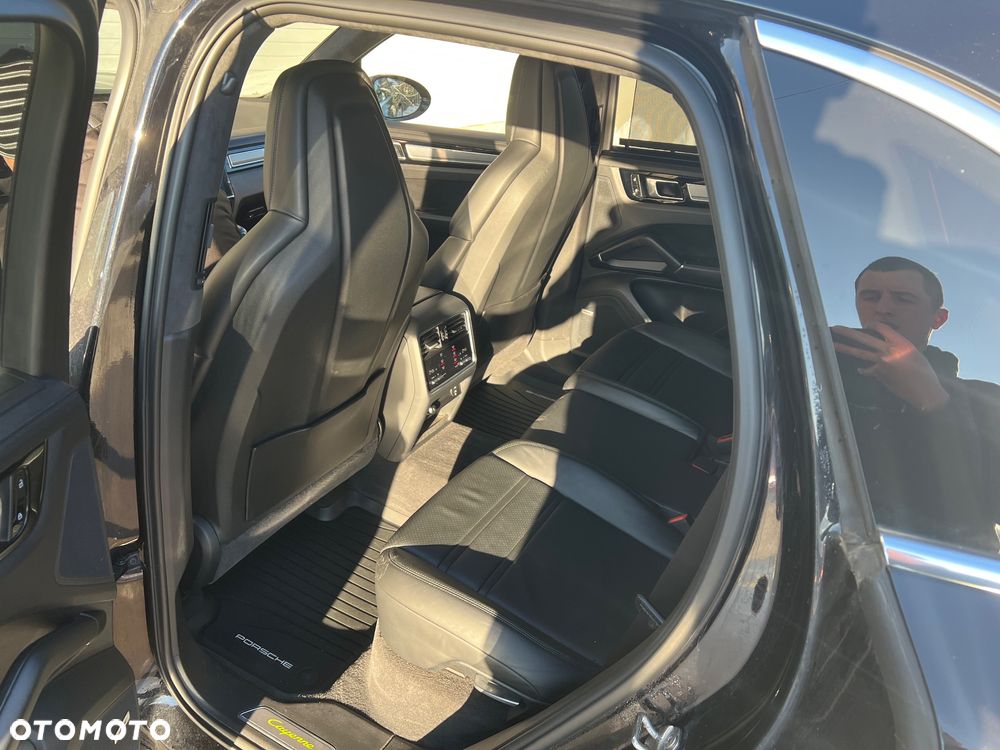 Porsche Cayenne E-Hybrid Tiptronic S Platinum Edition - 16