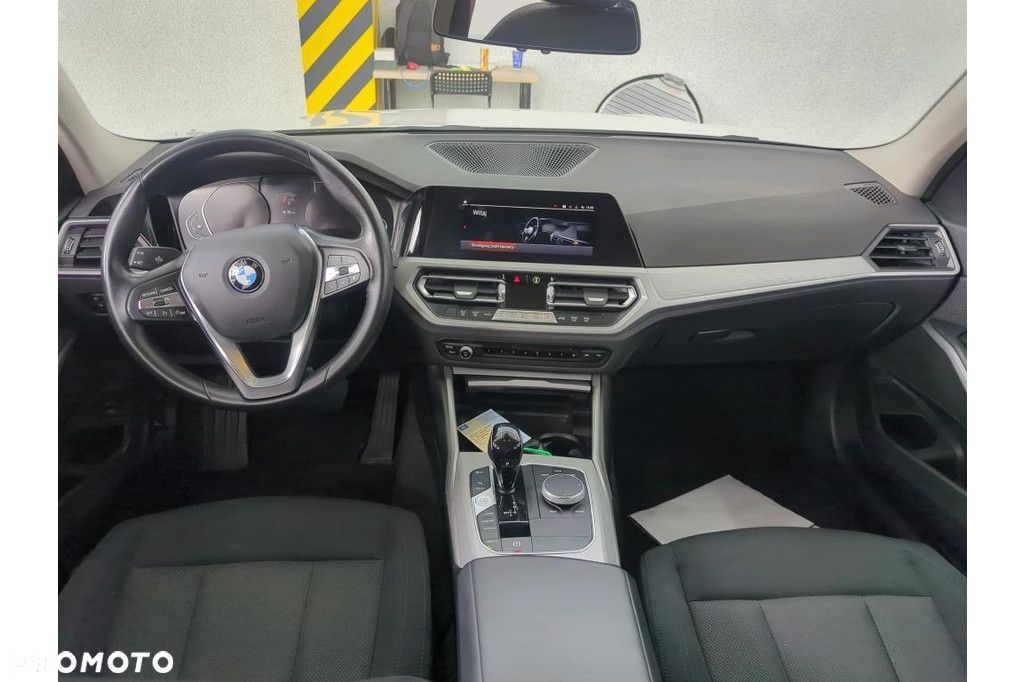 BMW Seria 3 - 8