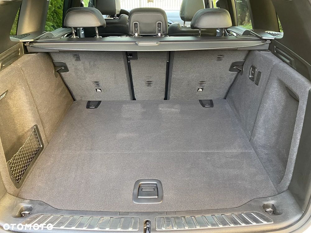 BMW iX3 80kWh Inspiring - 21