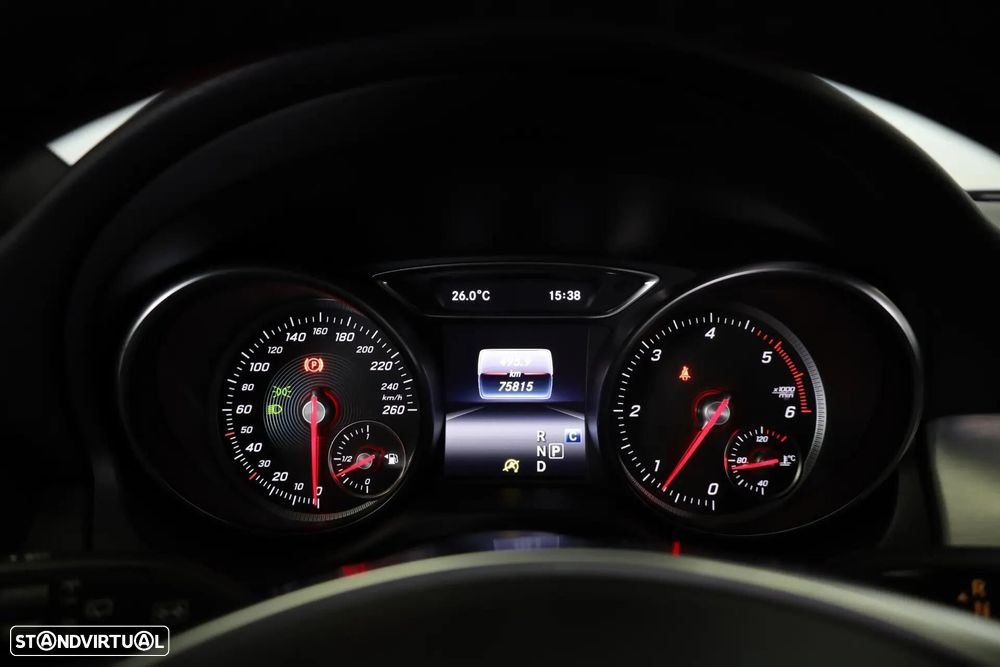 Mercedes-Benz CLA 200 d Shooting Brake AMG Line Aut. - 24