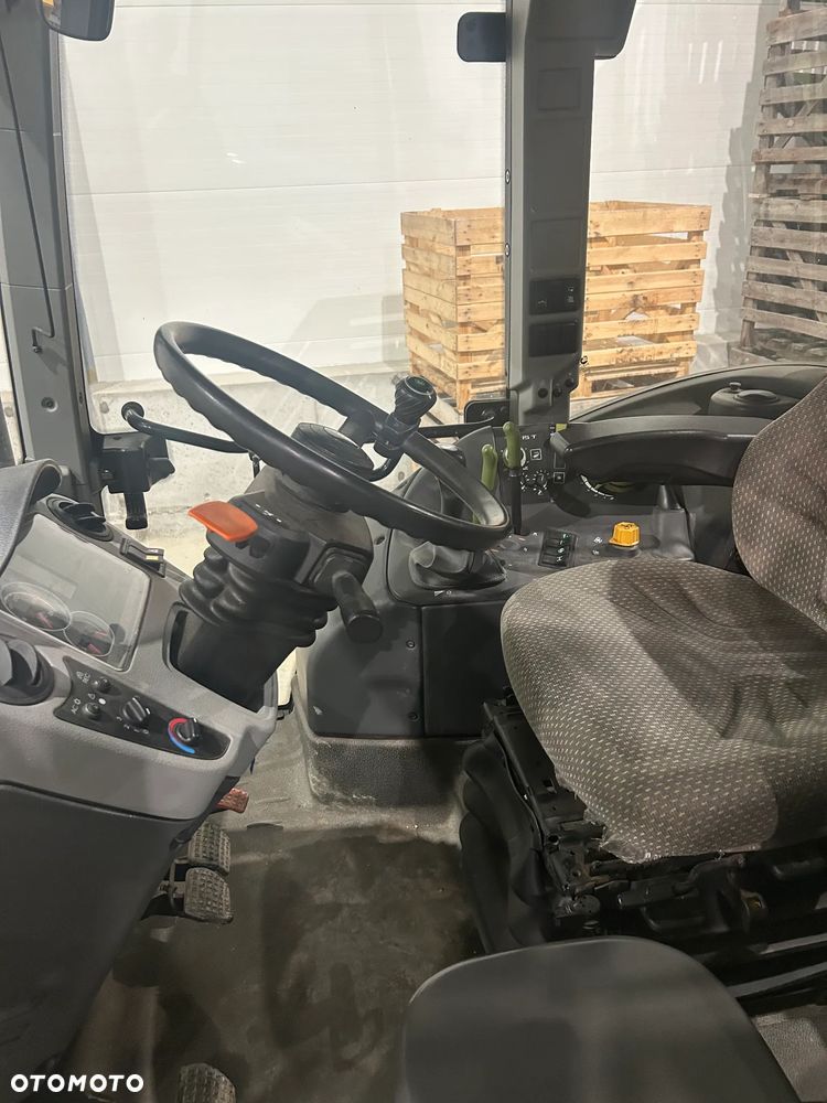 Claas Arion 630 - 11