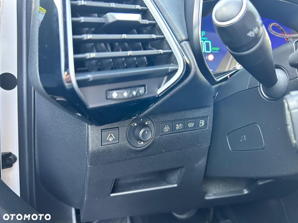 DS Automobiles DS 7 Crossback - 24