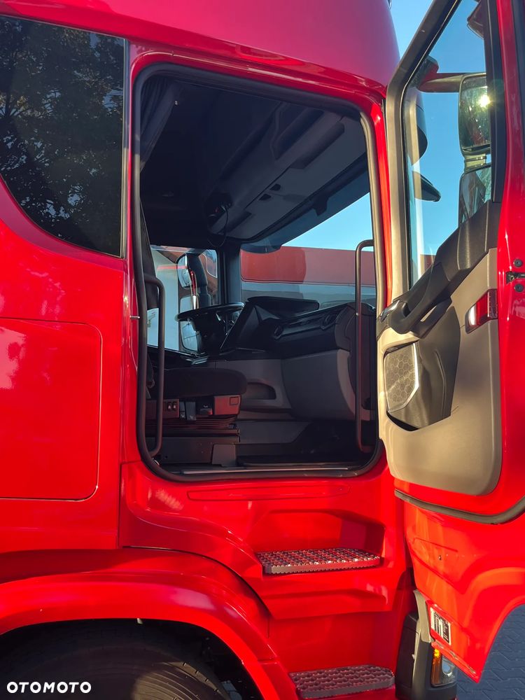 Scania Scania R450//BOGATA WERSJA//FULL AIR//RETARDER//KLIMA//NAWIGACJA//RADAR//FULL LED//HYDRAULIKA//PRZÓD/TYŁ NA PODUSZKACH - 10