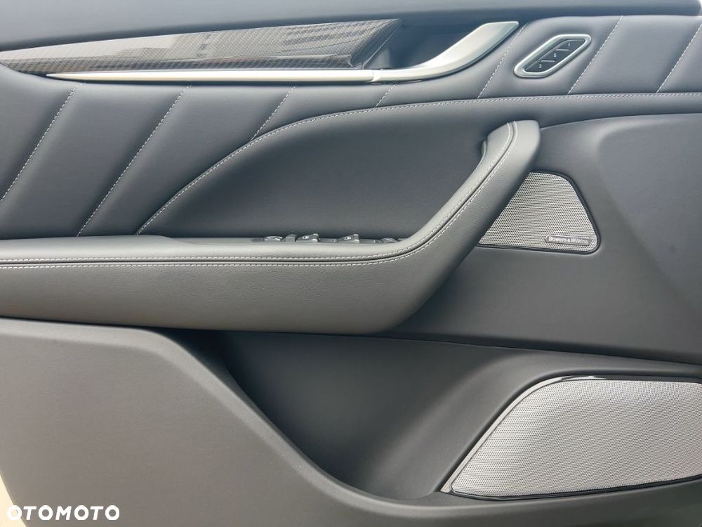 Maserati Levante Modena S - 14
