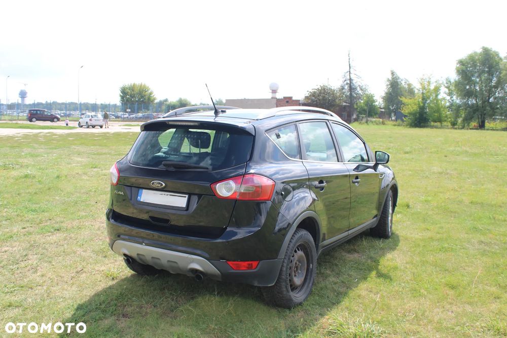 Ford Kuga 2.0 TDCi 4WD Titanium - 5