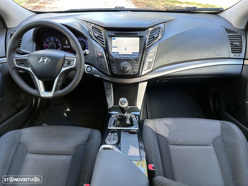 Hyundai i40 SW 1.7 CRDi Blue Comfort - 22