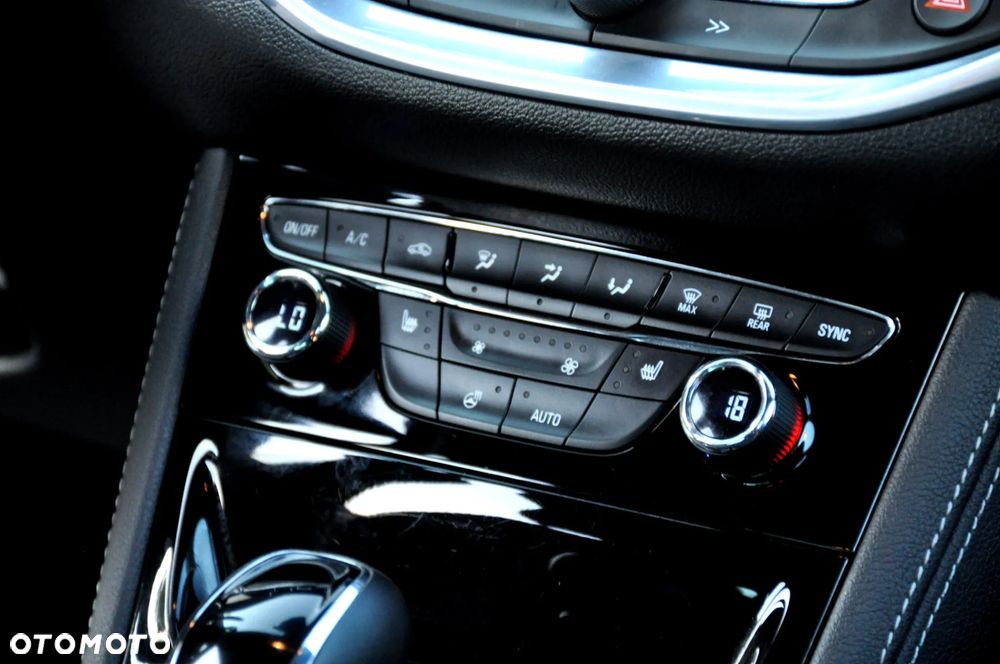 Opel Astra 1.4 Turbo Start/Stop Automatik Business - 36