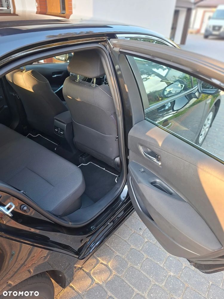 Toyota Corolla - 26