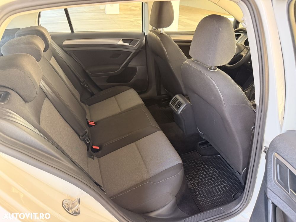 Volkswagen Golf 1.6 TDI BMT Trendline - 17