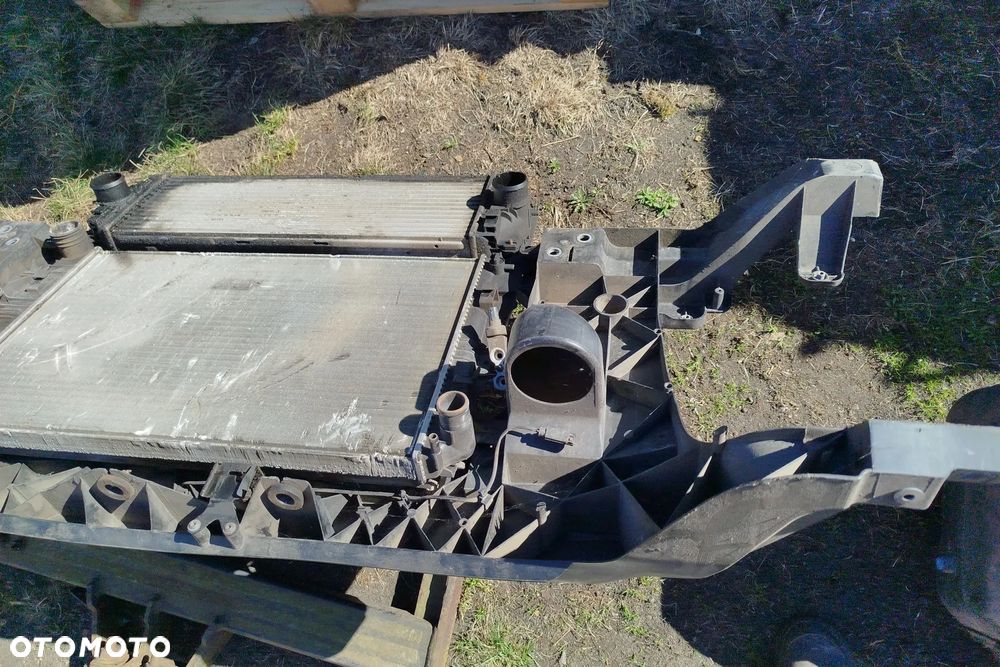 pas przód przedni + chłodnice wody klimatyzacji intercooler 2.5 TDI do Volkswagen Crafter 05- - 5