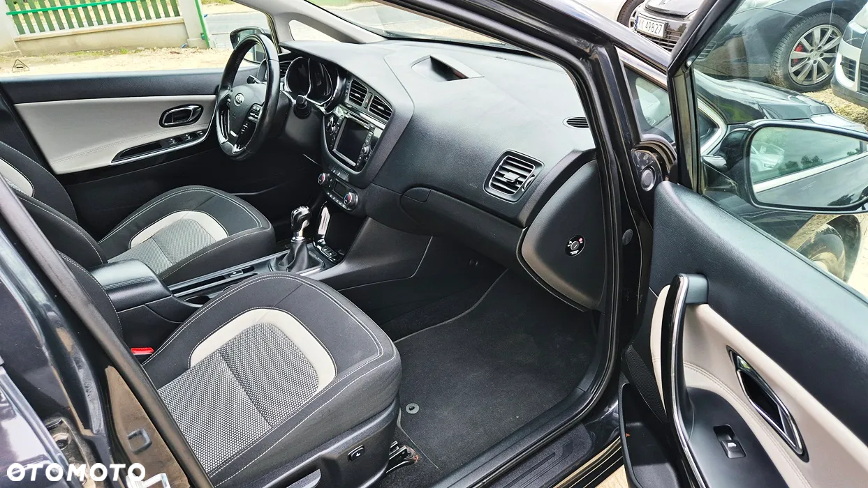 Kia Ceed Cee'd 1.6 GDI XL - 36