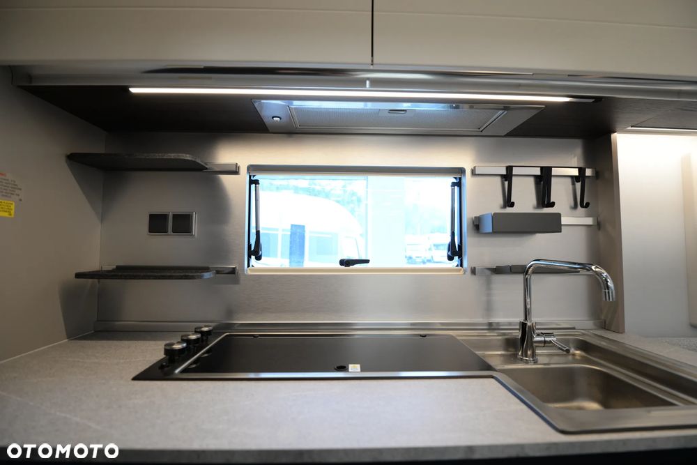 Adria Alpina 763 UK - 12