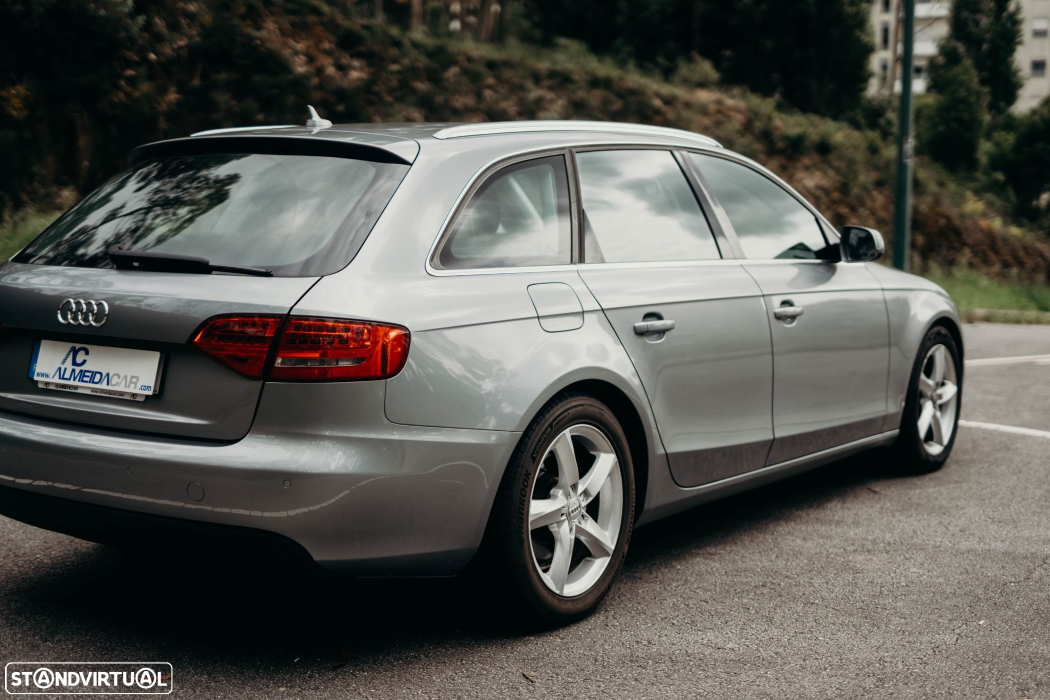Audi A4 Avant 2.0 TDI Advance - 17