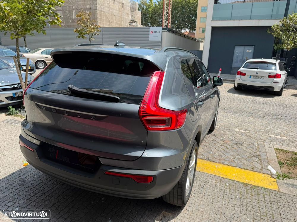 Volvo XC 40 2.0 D3 AWD Geartronic - 5