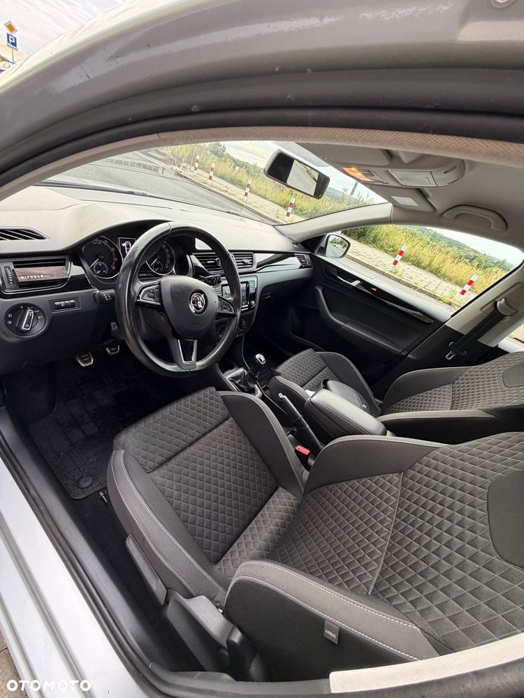 Skoda RAPID 1.0 TSI Ambition - 6