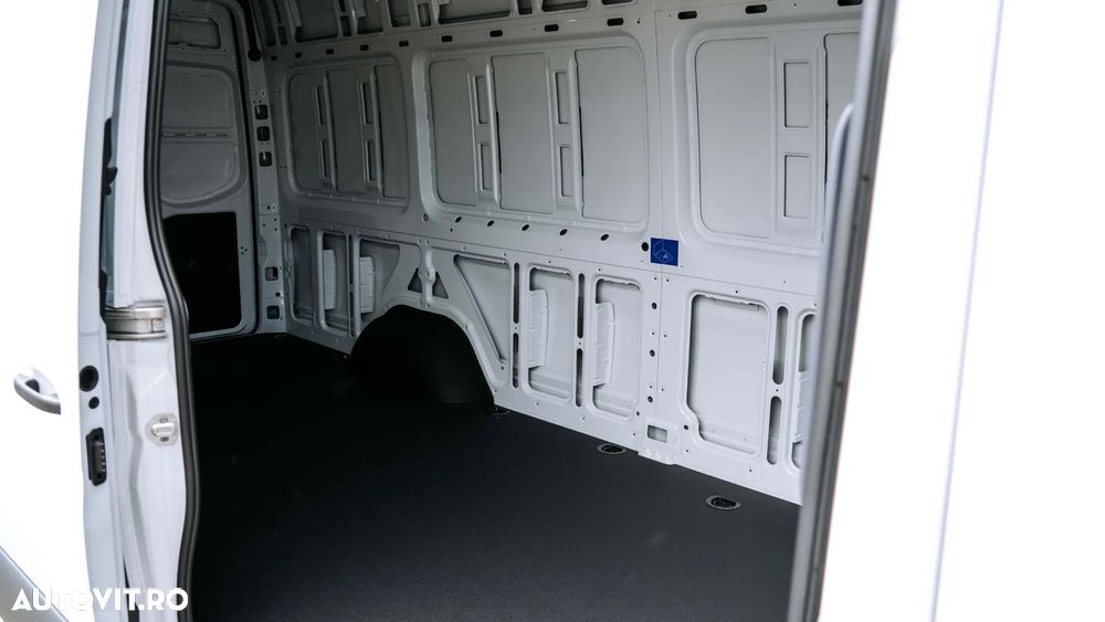 Mercedes-Benz sprinter - 5