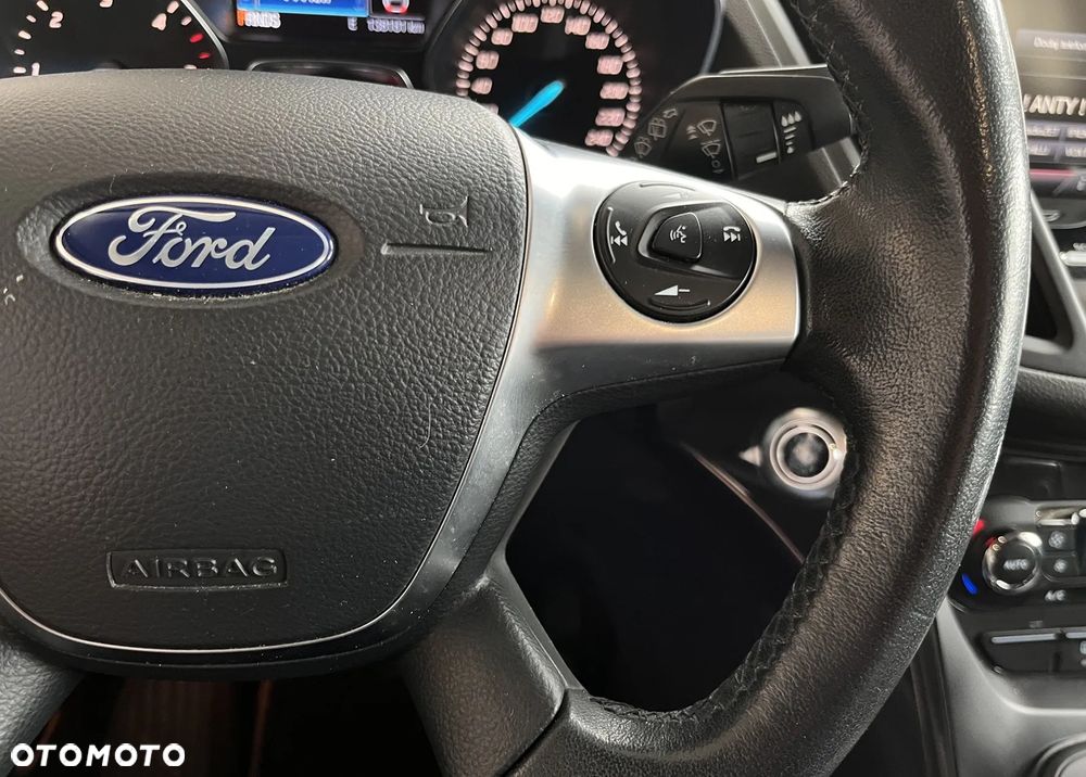 Ford Kuga 2.0 TDCi 4x4 Titanium - 14