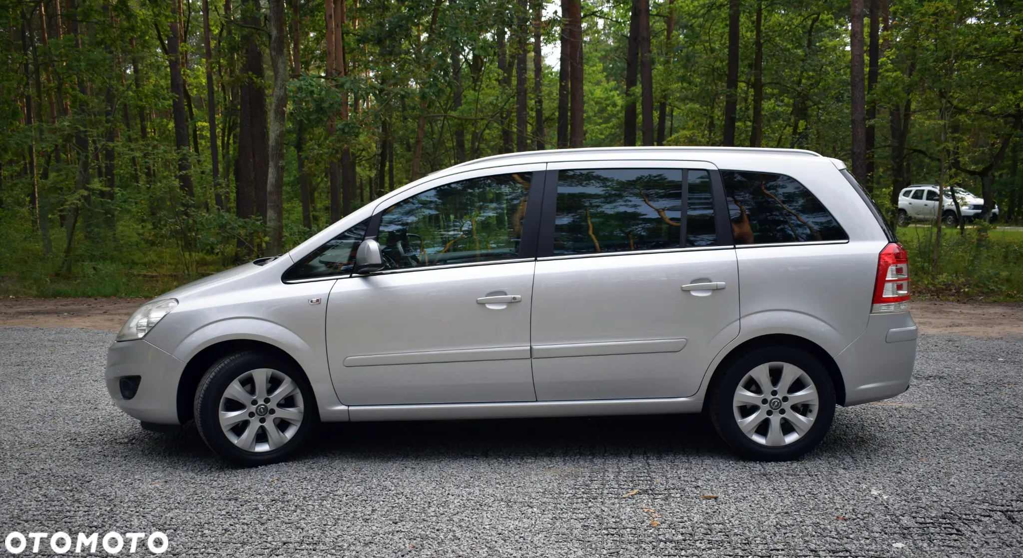 Opel Zafira 1.8 Cosmo - 9