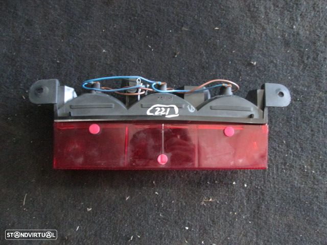 Farol Tras 05288748AC CHRYSLER PT CRUISER 2002 CHRYSLER PT CRUISER BREAK PHASE 1  2003 2.2CRD 120CV 5P CINZA 3ºSTOP HELLA - 3