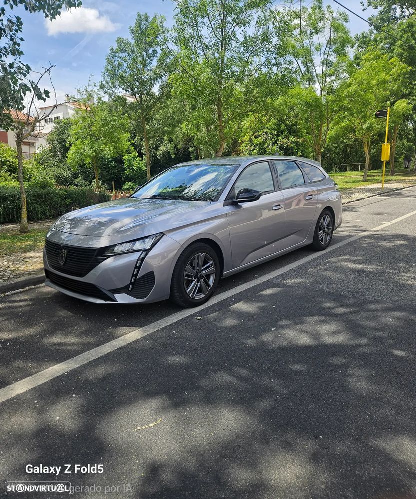 Peugeot 308 SW BlueHDi 130 EAT8 Allure - 3
