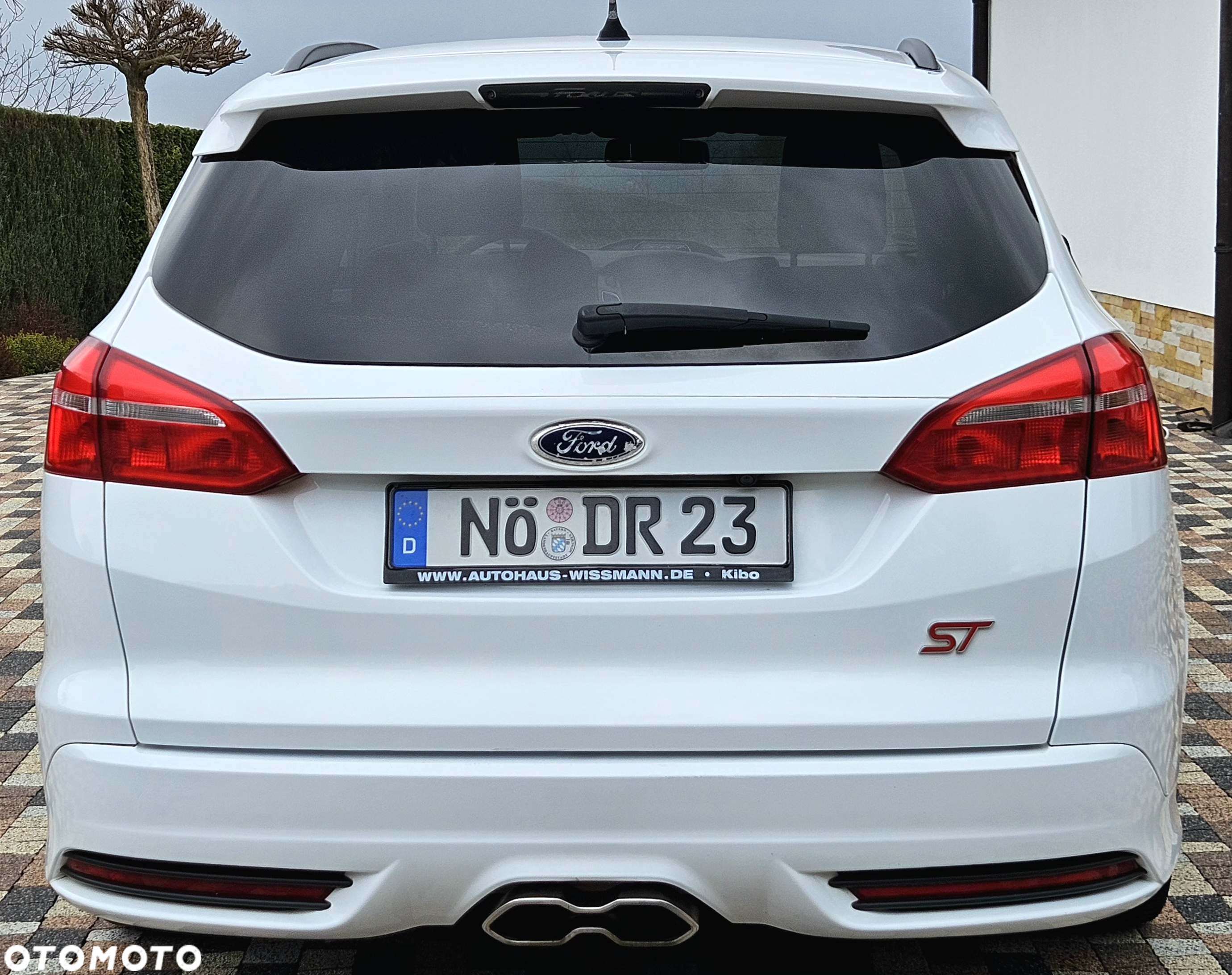 Ford Focus 2.0 TDCi ST - 13