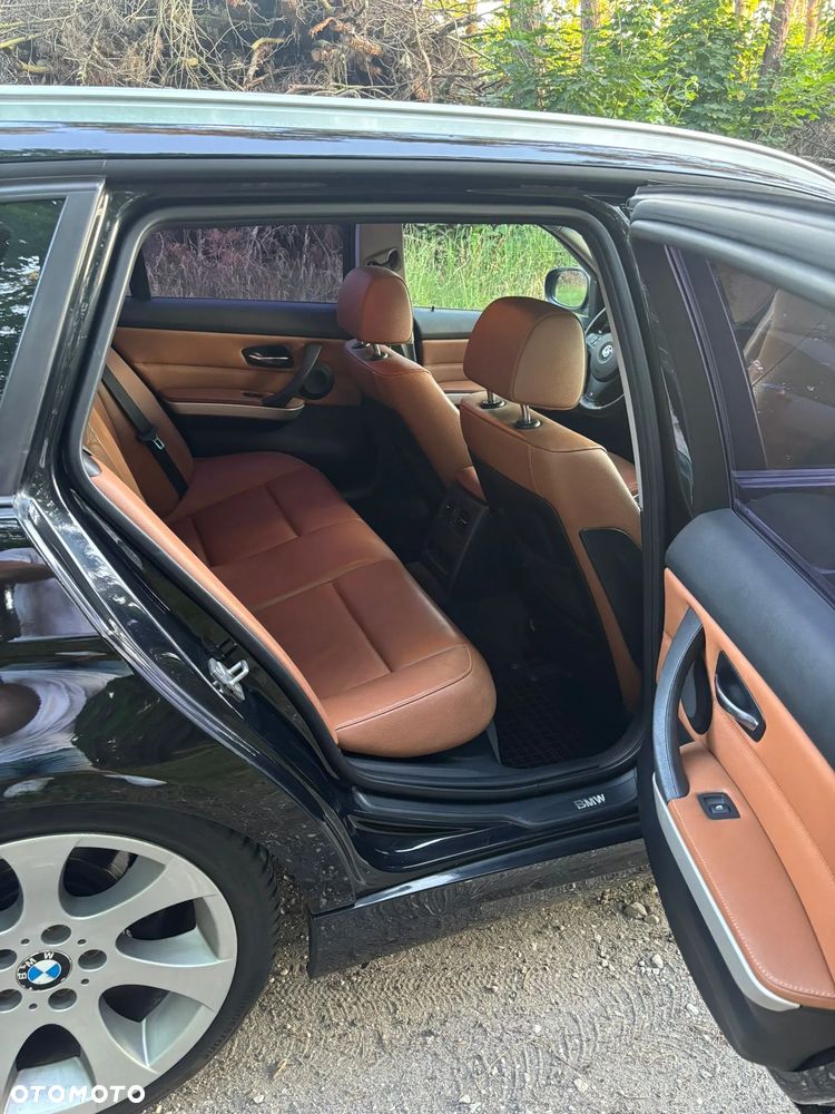 BMW Seria 3 320d Efficient Dynamics - 10