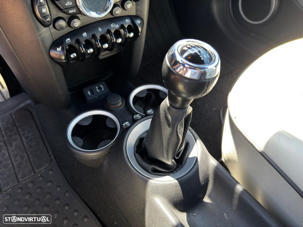 MINI Cabrio Cooper S - 11