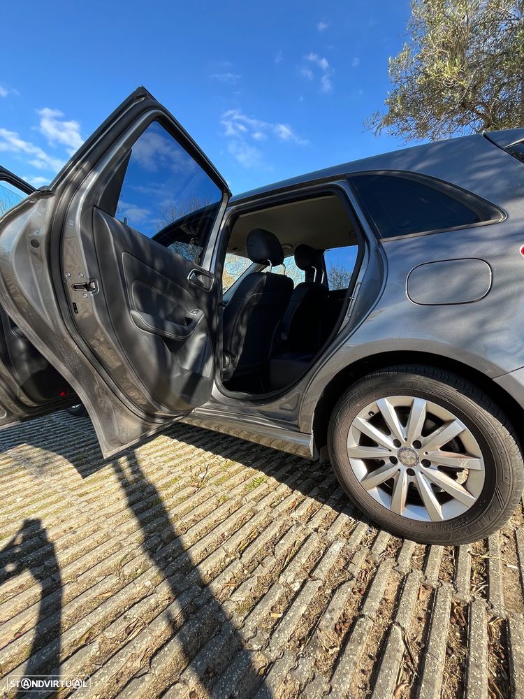 Mercedes-Benz B 200 - 22