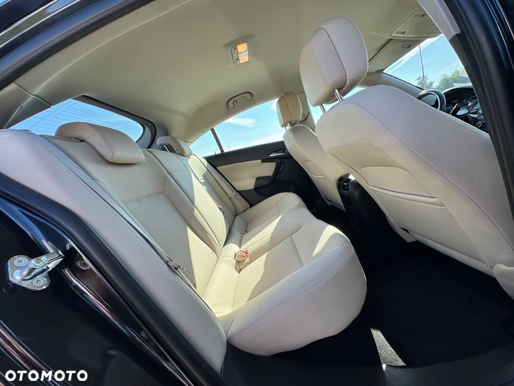 Opel Insignia 2.0 CDTI EcoFLEX S&S - 26