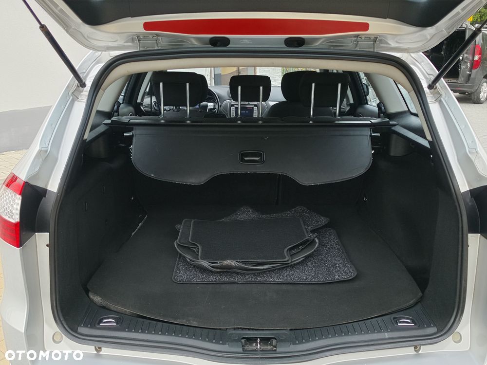 Ford Mondeo 2.0 Viva Titanium - 17
