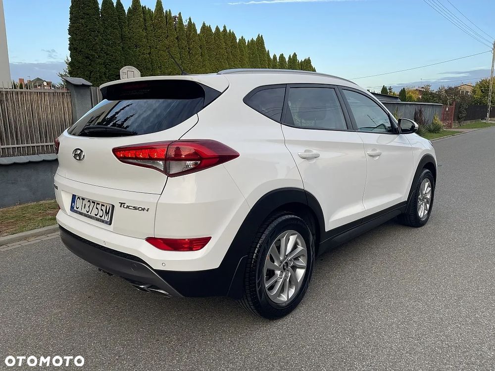 Hyundai Tucson 2.0 CRDI BlueDrive GO 2WD - 22