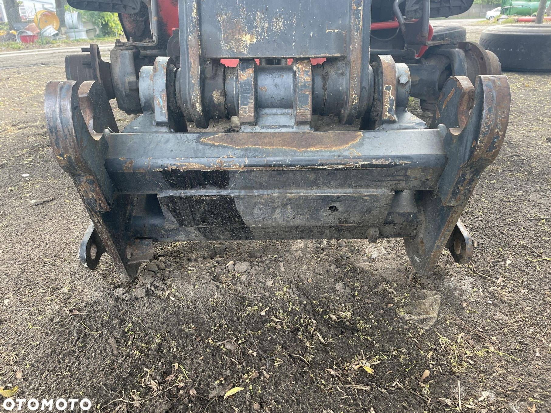 Manitou MHT 860  - maszt siłownik karetka - 2