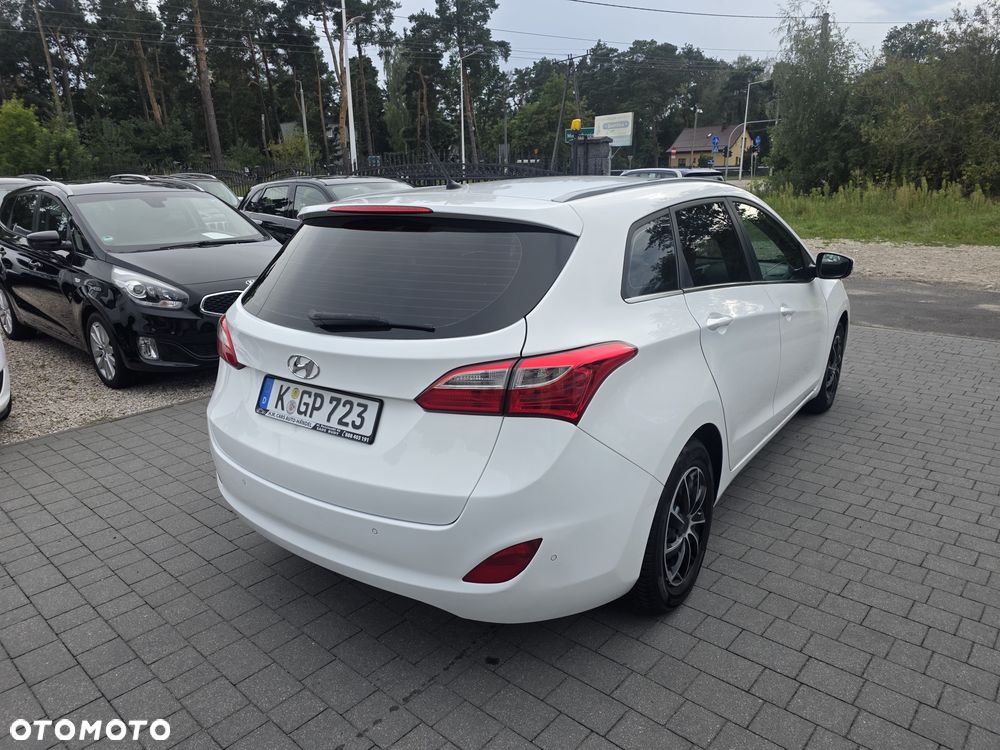 Hyundai i30 1.6 Comfort - 5
