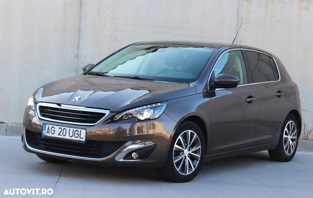 Peugeot 308 1.2 L PureTech Turbo Access - 2