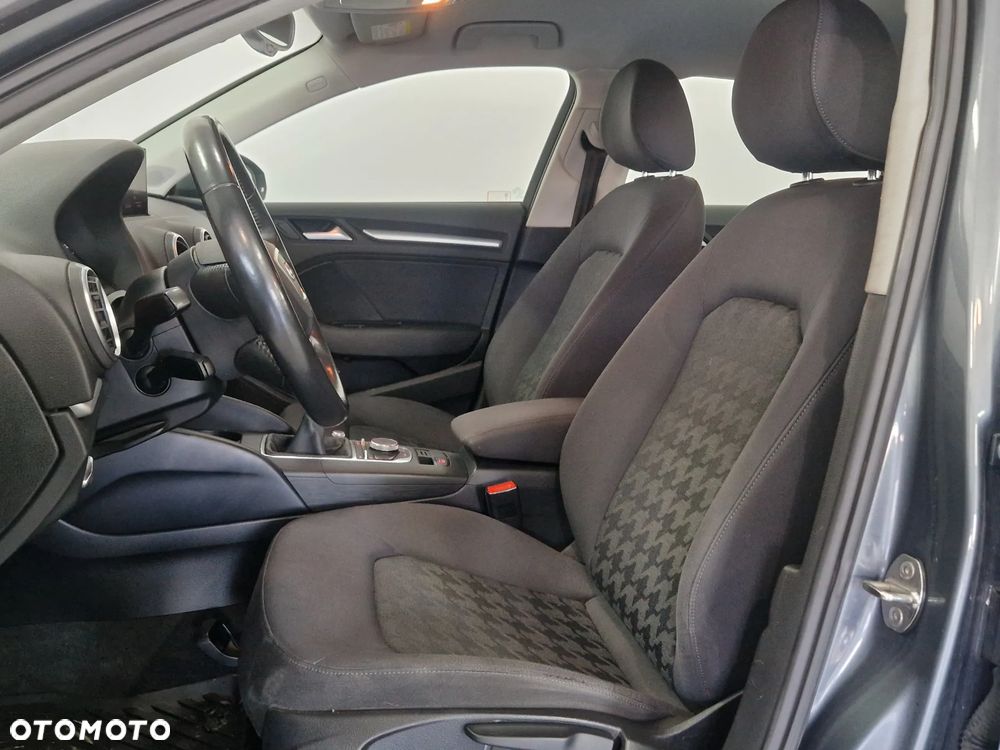 Audi A3 Sportback - 23