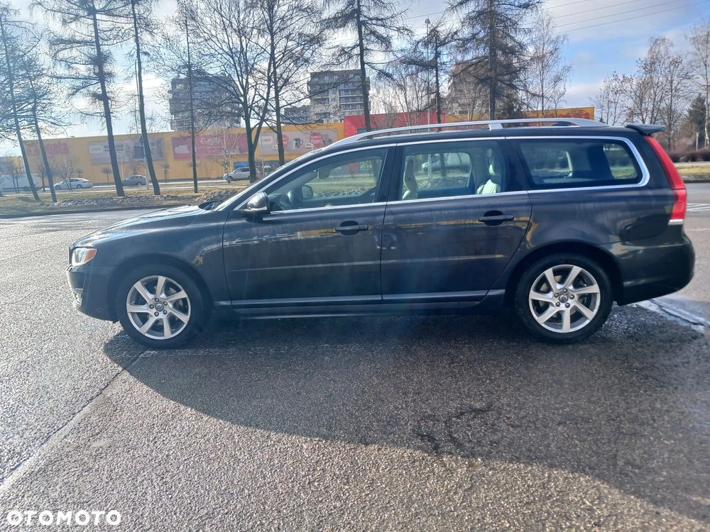 Volvo V70 D3 Kinetic - 8
