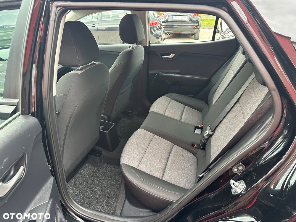 Kia Stonic 1.4 L - 23