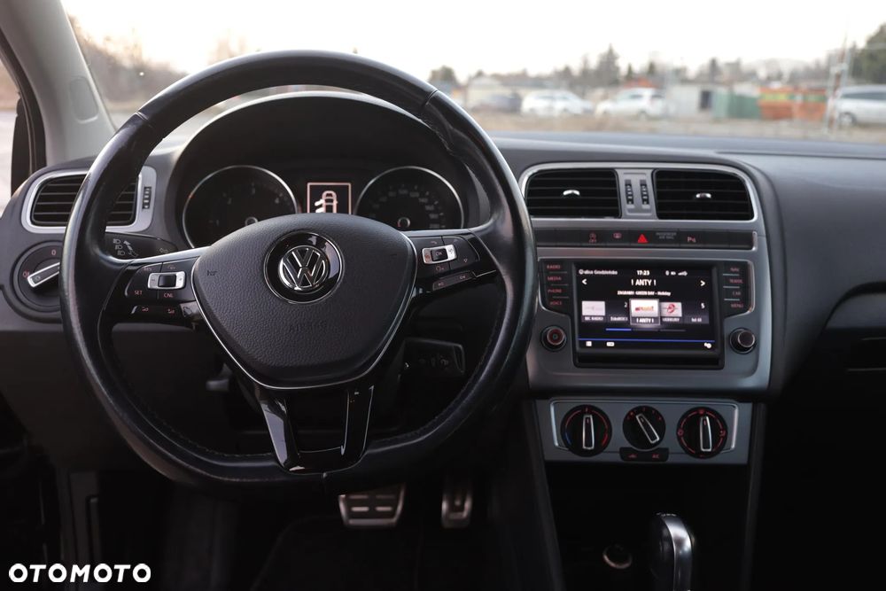 Volkswagen Polo 1.4 TDI Blue Motion Technology DSG Allstar - 13