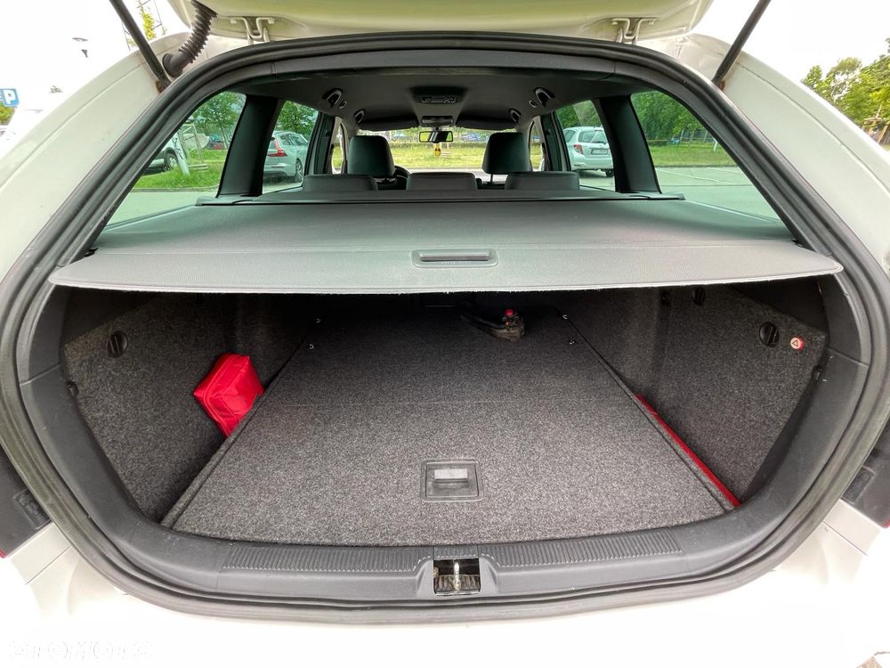 Skoda Octavia 2.0 TDI CR DPF DSG RS - 16