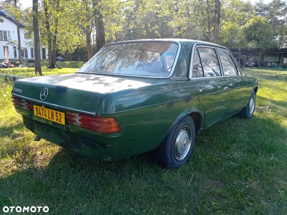 Mercedes-Benz W123 - 13