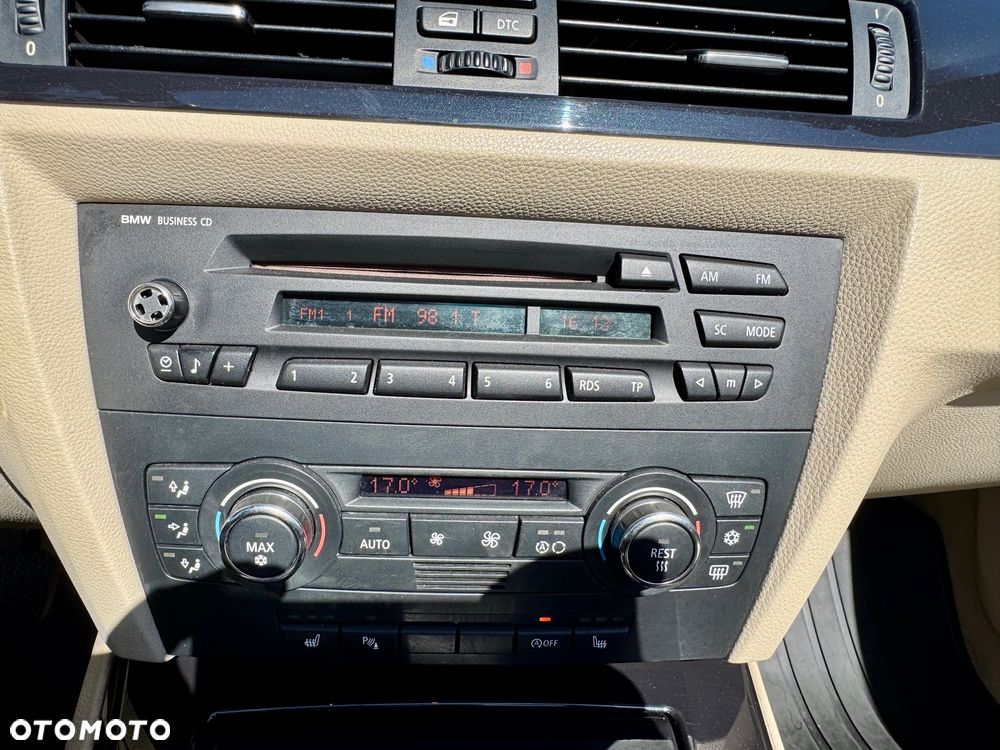 BMW Seria 3 320i - 18
