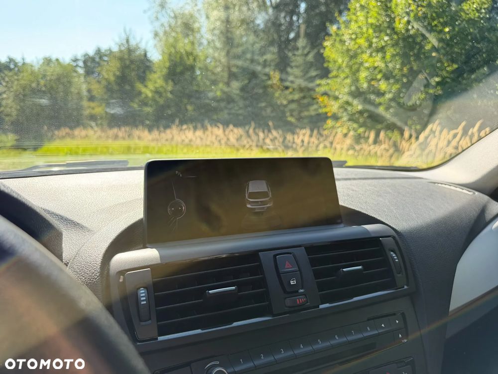 BMW Seria 1 125d - 25
