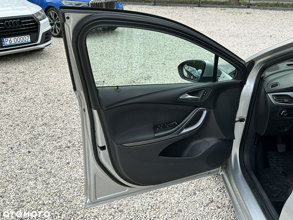 Opel Astra - 13