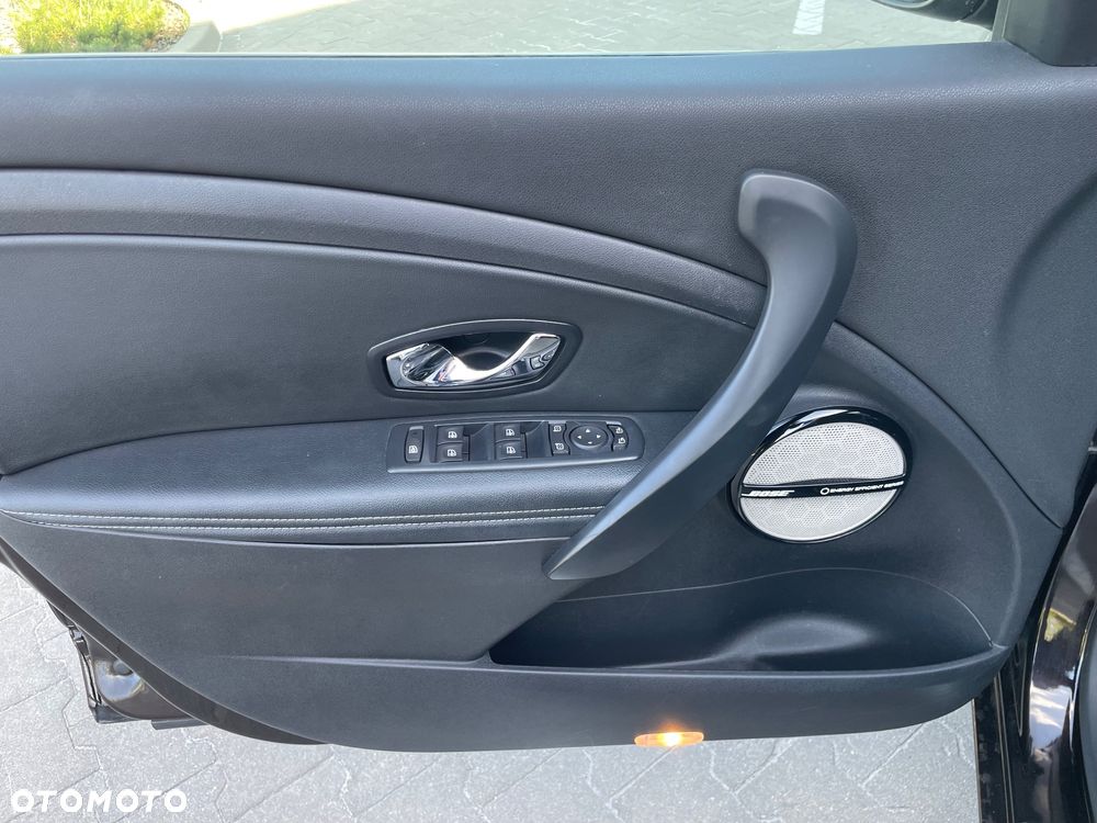 Renault Megane ENERGY TCe 130 BOSE EDITION - 11