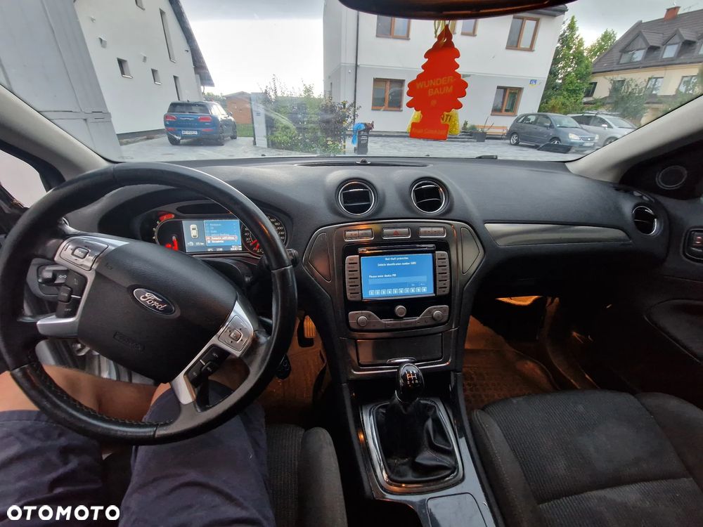 Ford Mondeo 2.0 FF Platinium X Plus (Titanium) - 4