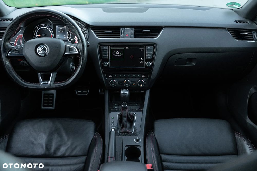 Skoda Octavia 2.0 TDI RS Challenge DSG - 13