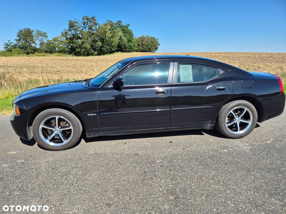 Dodge Charger 5.7 V8 RT - 4