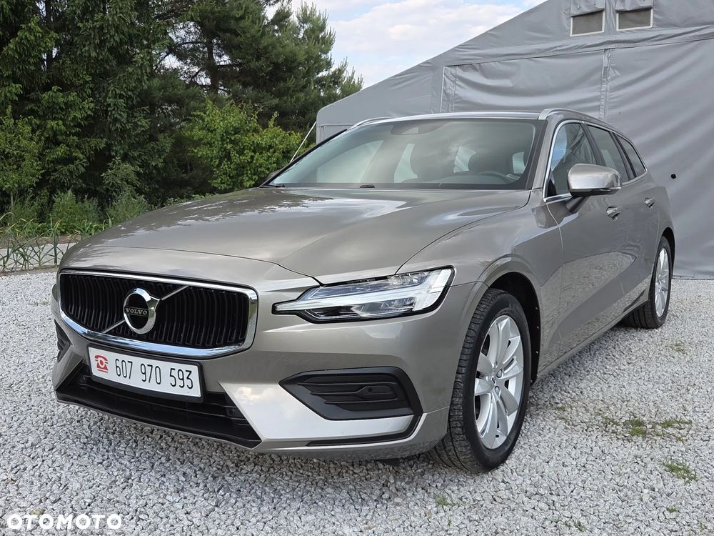 Volvo V60 D3 Momentum Pro - 23
