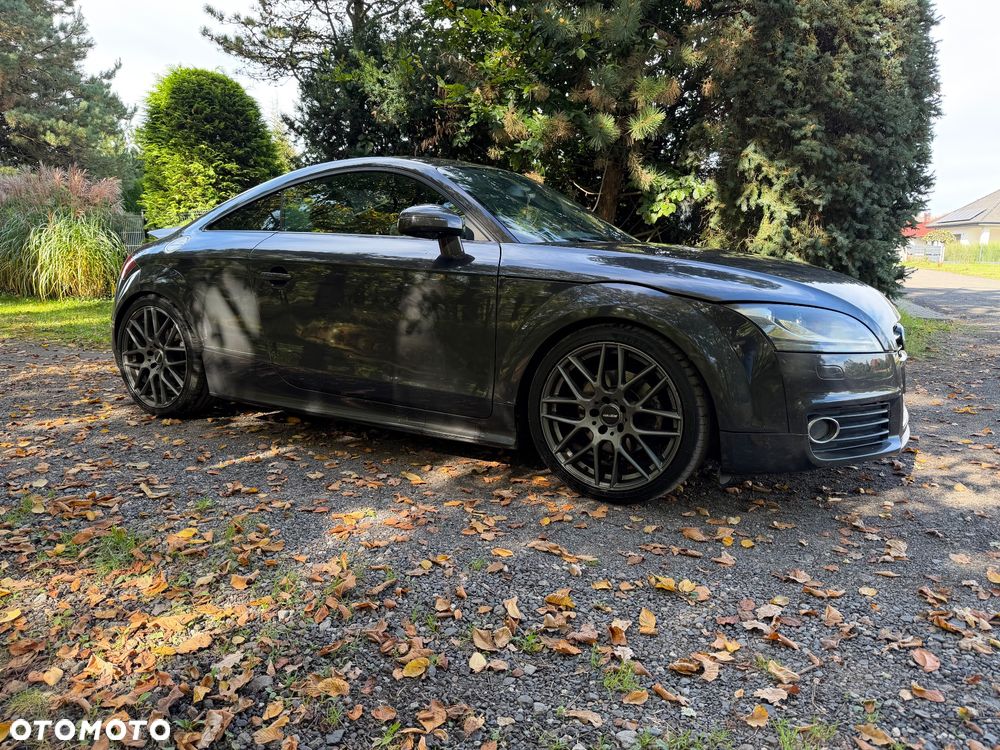 Audi TT Coupé - 1