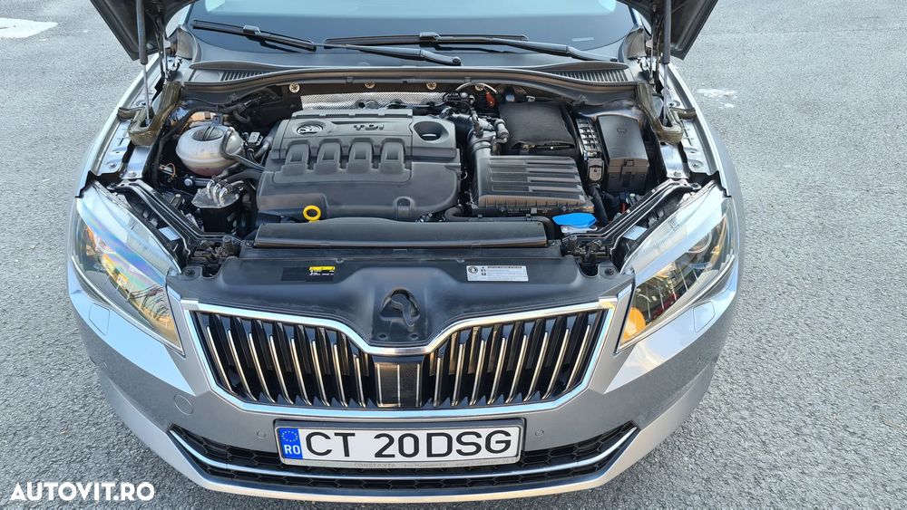 Skoda Superb 2.0 TDI DSG Ambition - 8
